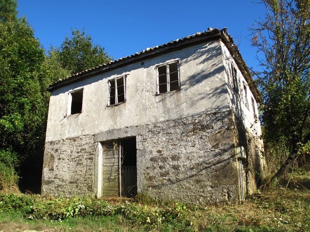 2 soveværelse Finca/Landehus til salg i Taboada med garage - € 34.000 (Ref: 9532797)