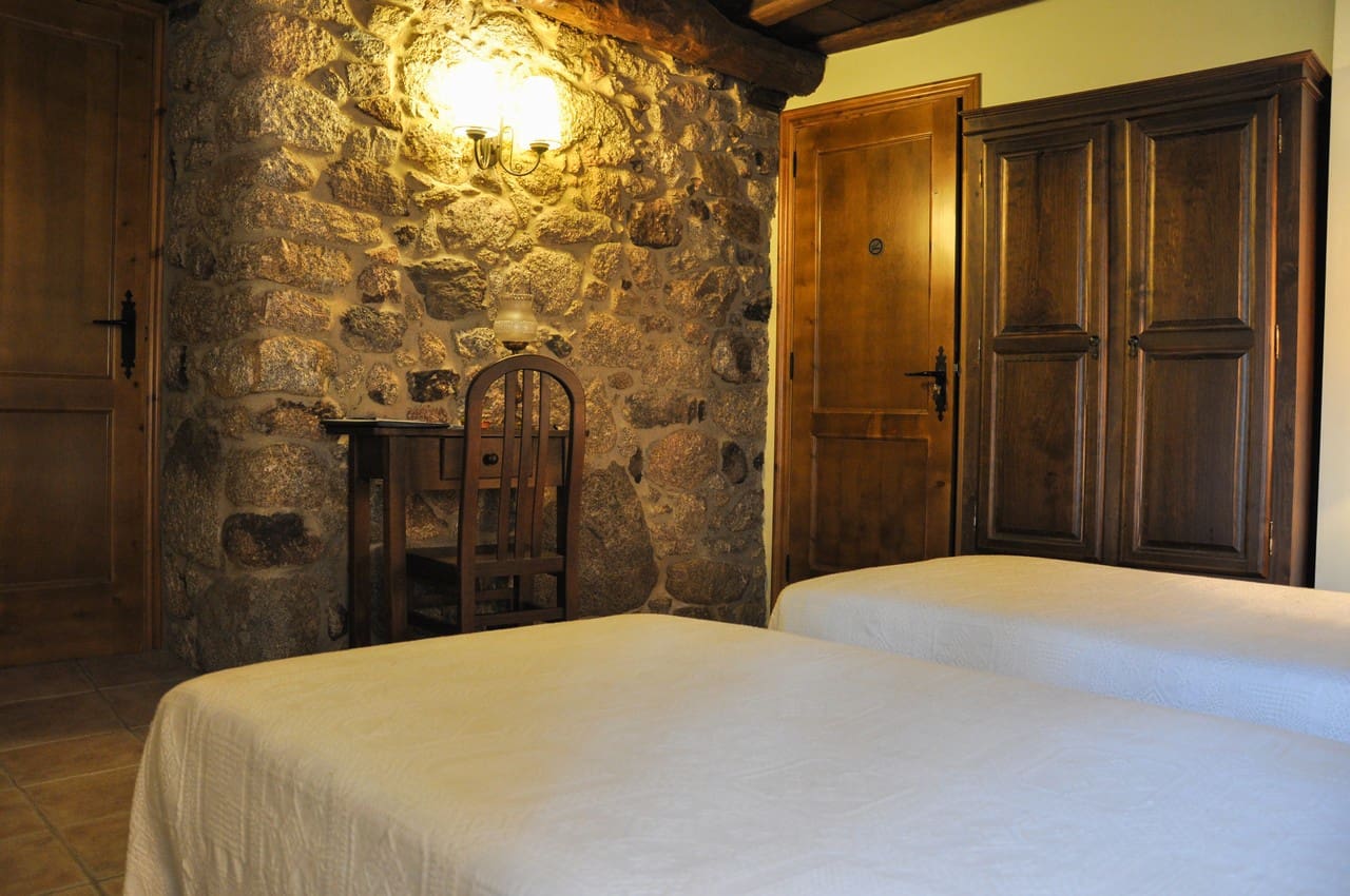 7 quarto Empresa para venda em O Savinao com garagem - 310 000 € (Ref: 9554301)