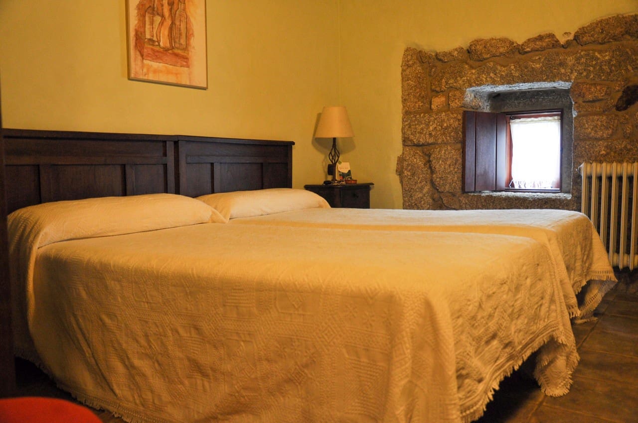 7 quarto Empresa para venda em O Savinao com garagem - 310 000 € (Ref: 9554301)