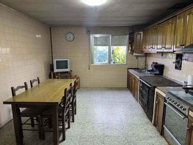 5 camera da letto Finca/Casa di Campagna in vendita in A Pobra de Brollón con garage - 110.000 € (Rif: 9614297)