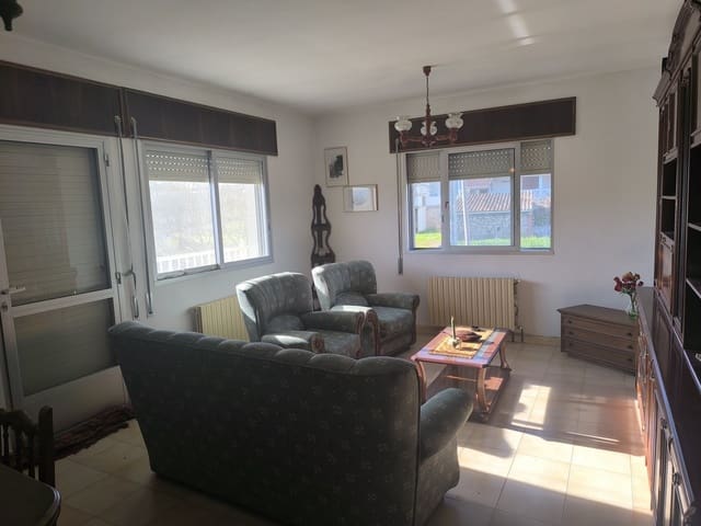 4 makuuhuone Maalaistalo myytävänä paikassa Pantón mukana 
autotalli - 157 000 € (Ref: 9646751)