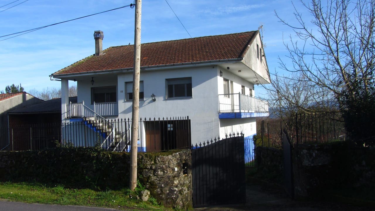 4 makuuhuone Maalaistalo myytävänä paikassa Panton mukana 
autotalli - 157 000 € (Ref: 9646751)