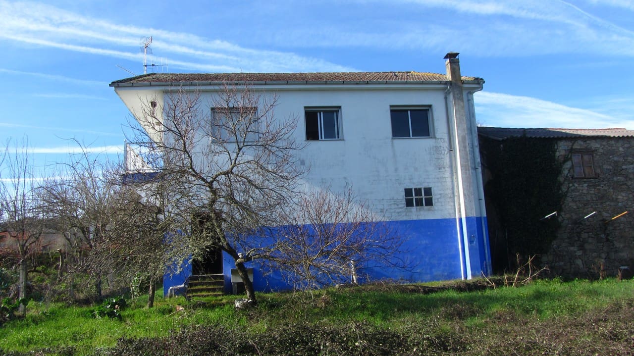 4 makuuhuone Maalaistalo myytävänä paikassa Panton mukana 
autotalli - 157 000 € (Ref: 9646751)