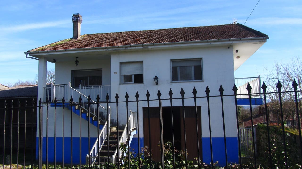 4 makuuhuone Maalaistalo myytävänä paikassa Panton mukana 
autotalli - 157 000 € (Ref: 9646751)