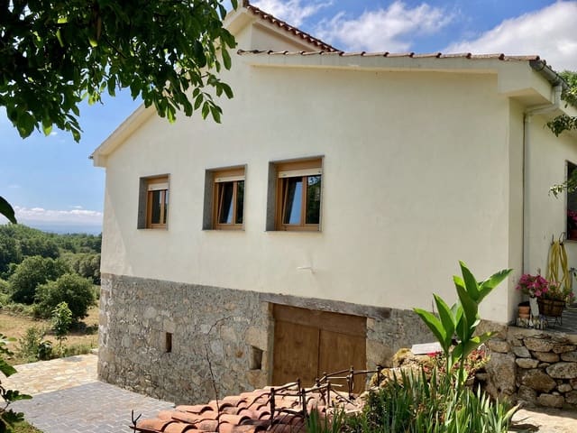 4 bedroom Finca/Country House for sale in Pantón - € 295,000 (Ref: 9665393)