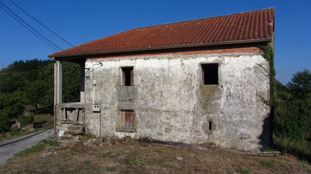 Maalaistalo myytävänä paikassa Monforte de Lemos - 60 000 € (Ref: 9737341)