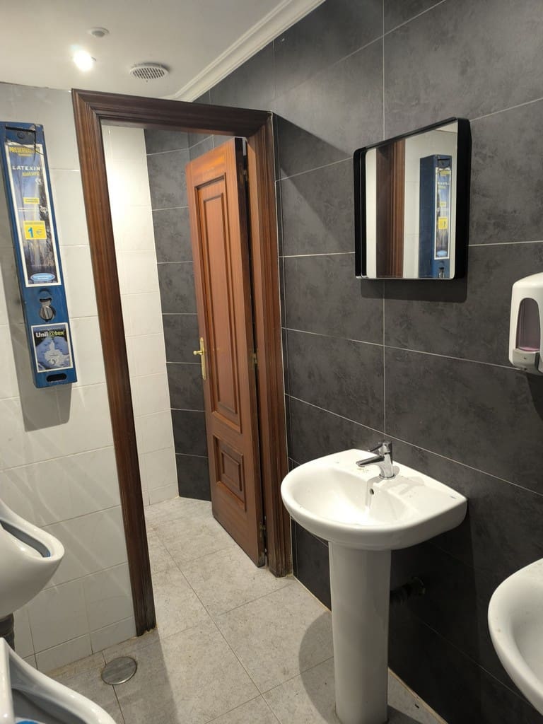 6 bedroom Business for sale in Chantada with garage - € 230,000 (Ref: 9787876)