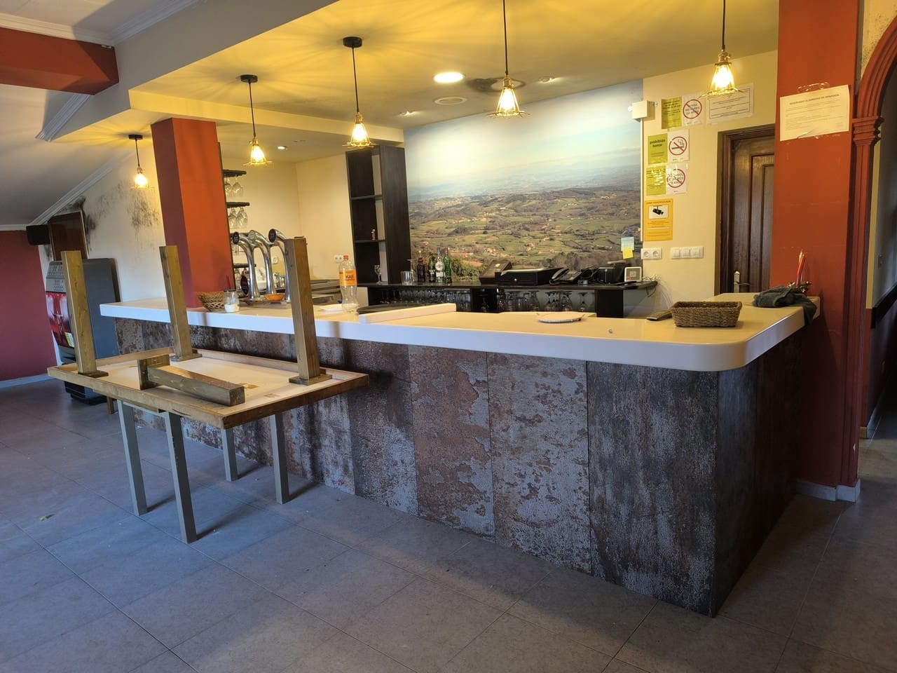 6 bedroom Business for sale in Chantada with garage - € 230,000 (Ref: 9787876)