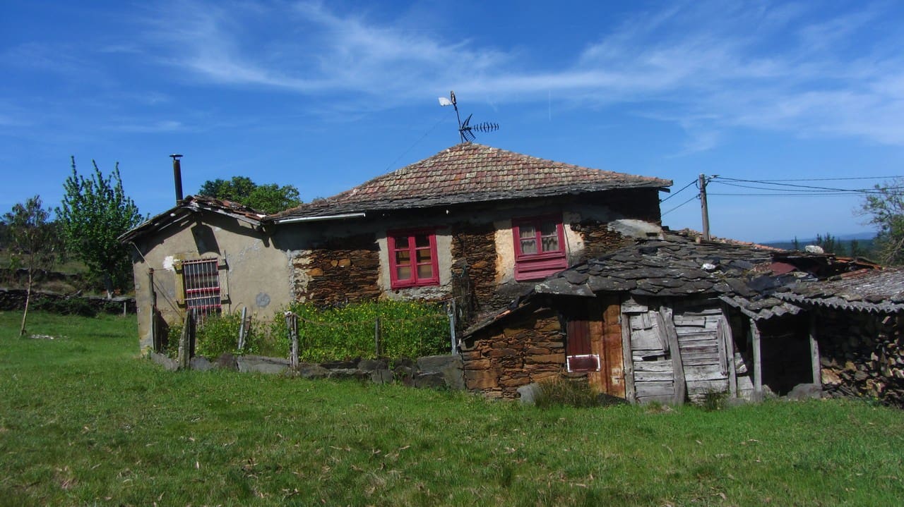Finca/Casa Rural de 4 habitaciones en Sober en venta con garaje - 45.000 € (Ref: 9805960)