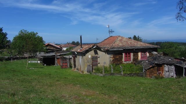 Finca/Casa Rural de 4 habitaciones en Sober en venta con garaje - 45.000 € (Ref: 9805960)