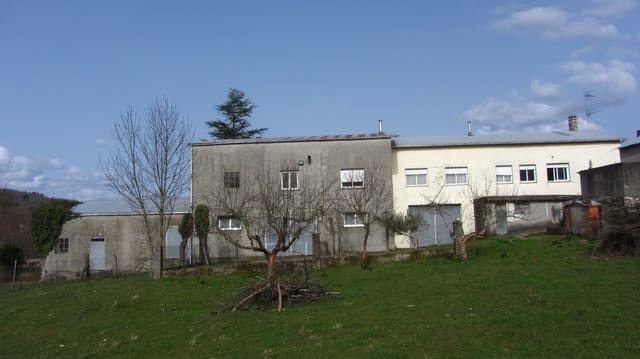 3 soveværelse Finca/Landehus til salg i Pantón med garage - € 90.000 (Ref: 9824250)
