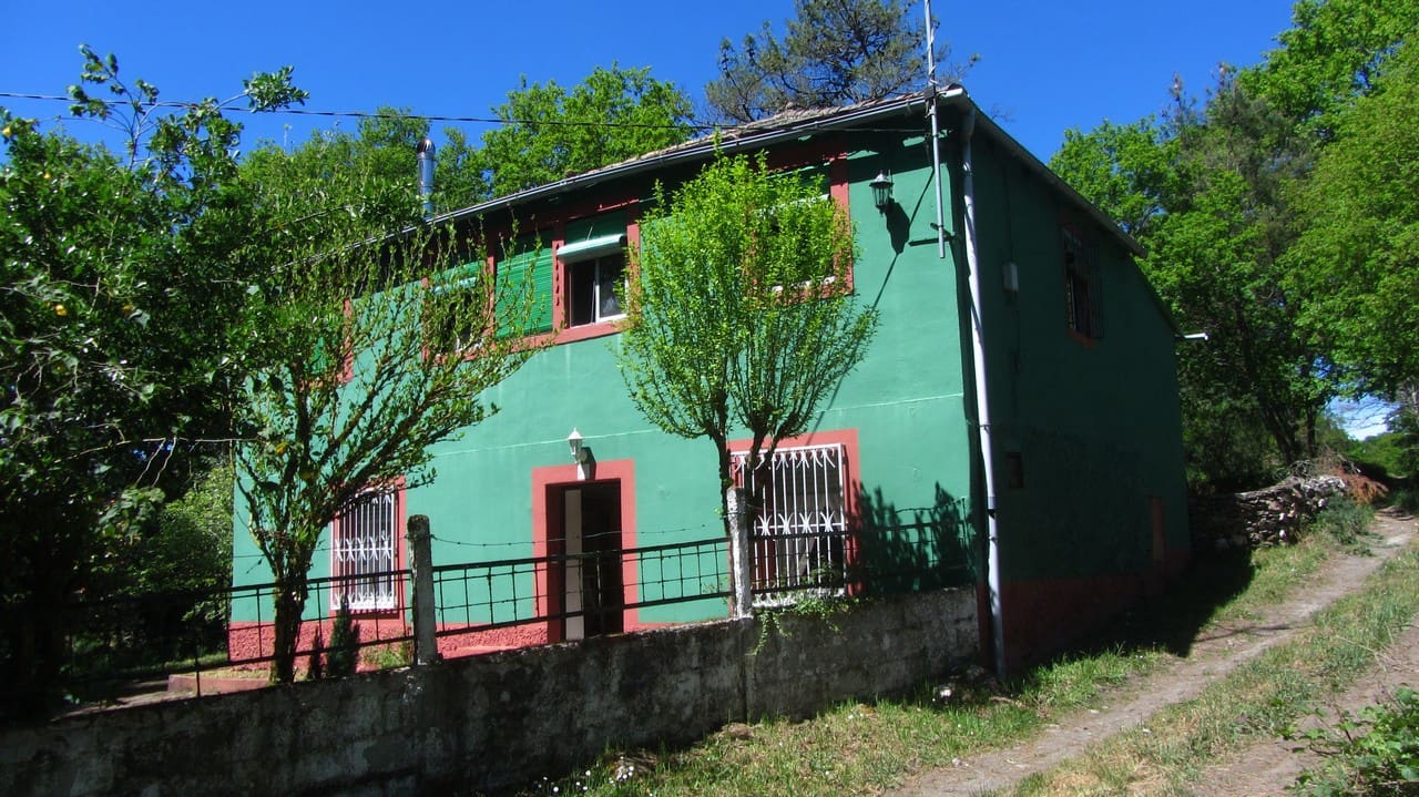 6 sypialnia Finka/Dom wiejski na sprzedaż w Taboada z garażem - 89 000 € (Ref: 9841805)