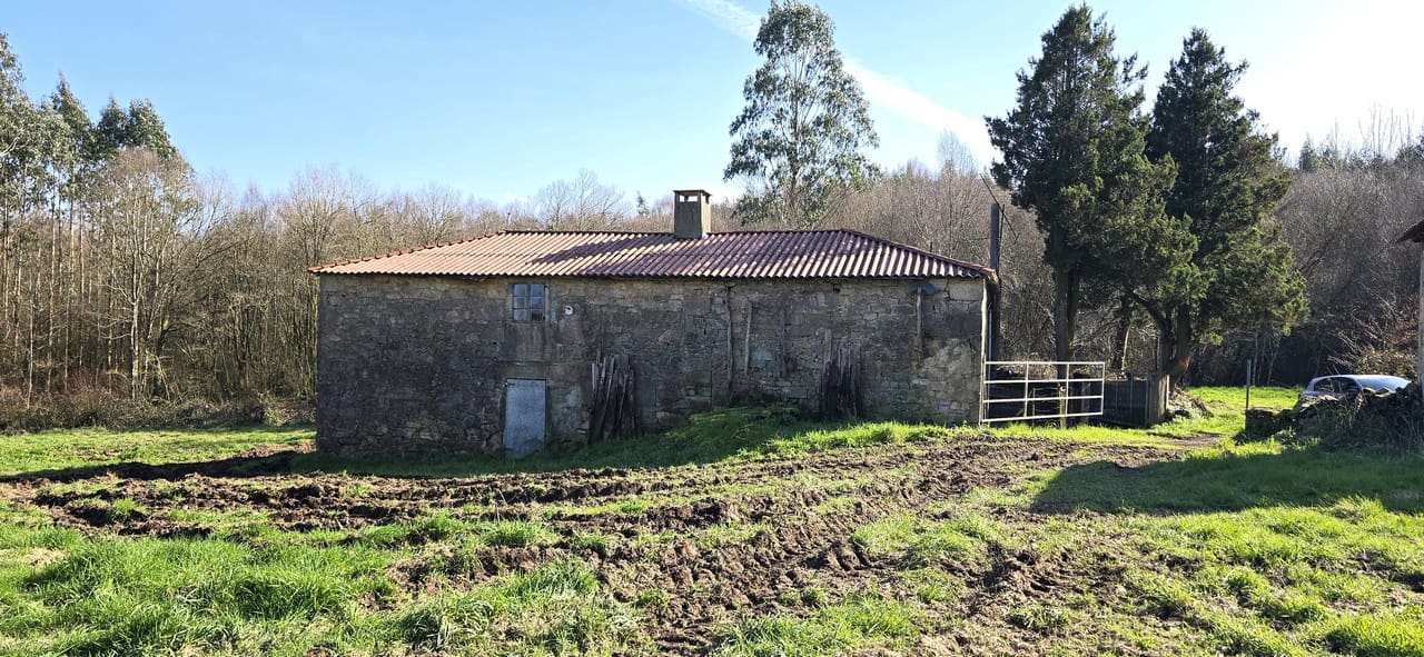 3 chambre Finca/Maison de Campagne à vendre à Palas de Rei avec garage - 117 000 € (Ref: 9858873)