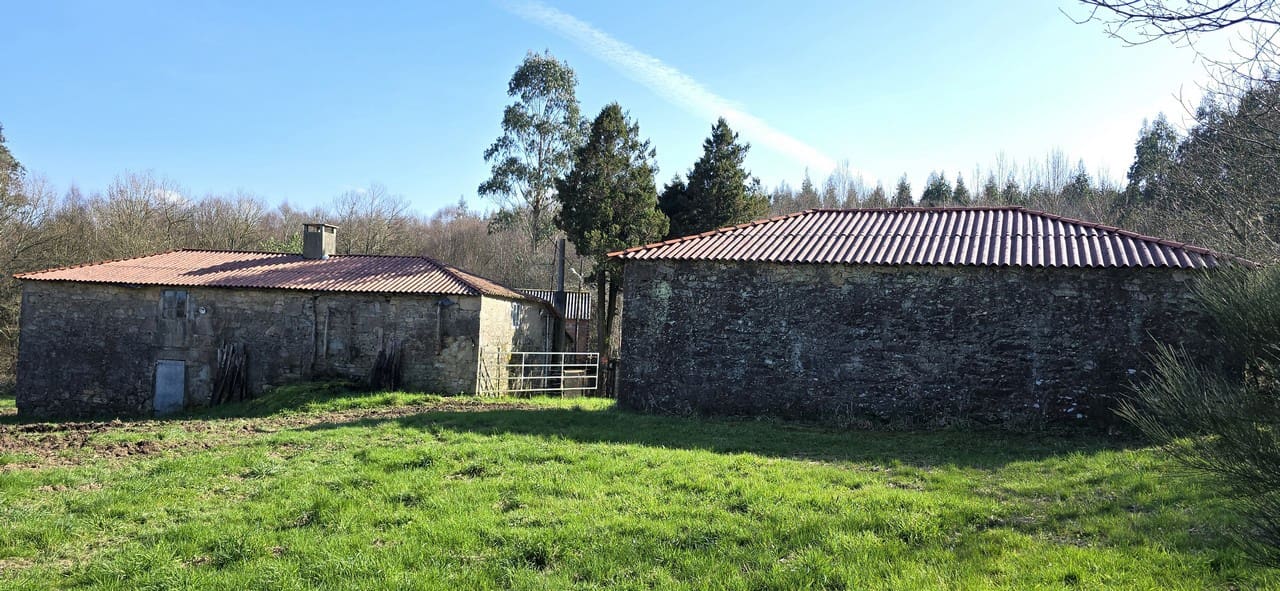 3 chambre Finca/Maison de Campagne à vendre à Palas de Rei avec garage - 117 000 € (Ref: 9858873)