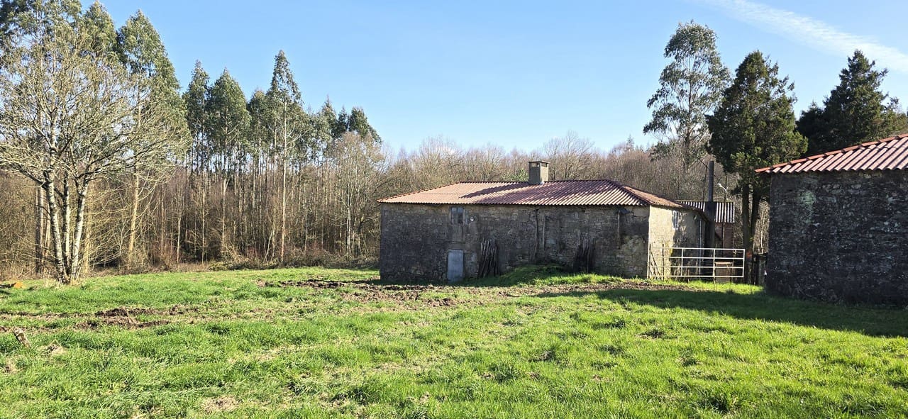 3 chambre Finca/Maison de Campagne à vendre à Palas de Rei avec garage - 117 000 € (Ref: 9858873)