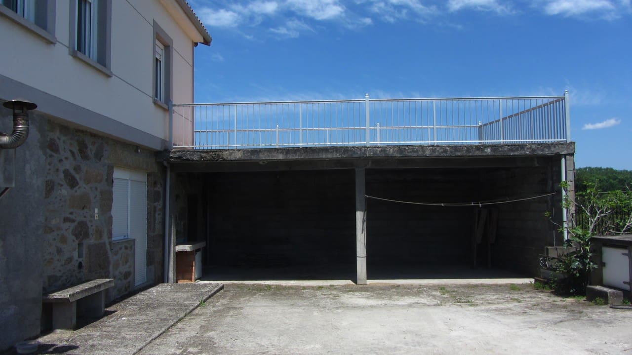 3 camera da letto Finca/Casa di Campagna in vendita in Sober con garage - 120.000 € (Rif: 9867915)