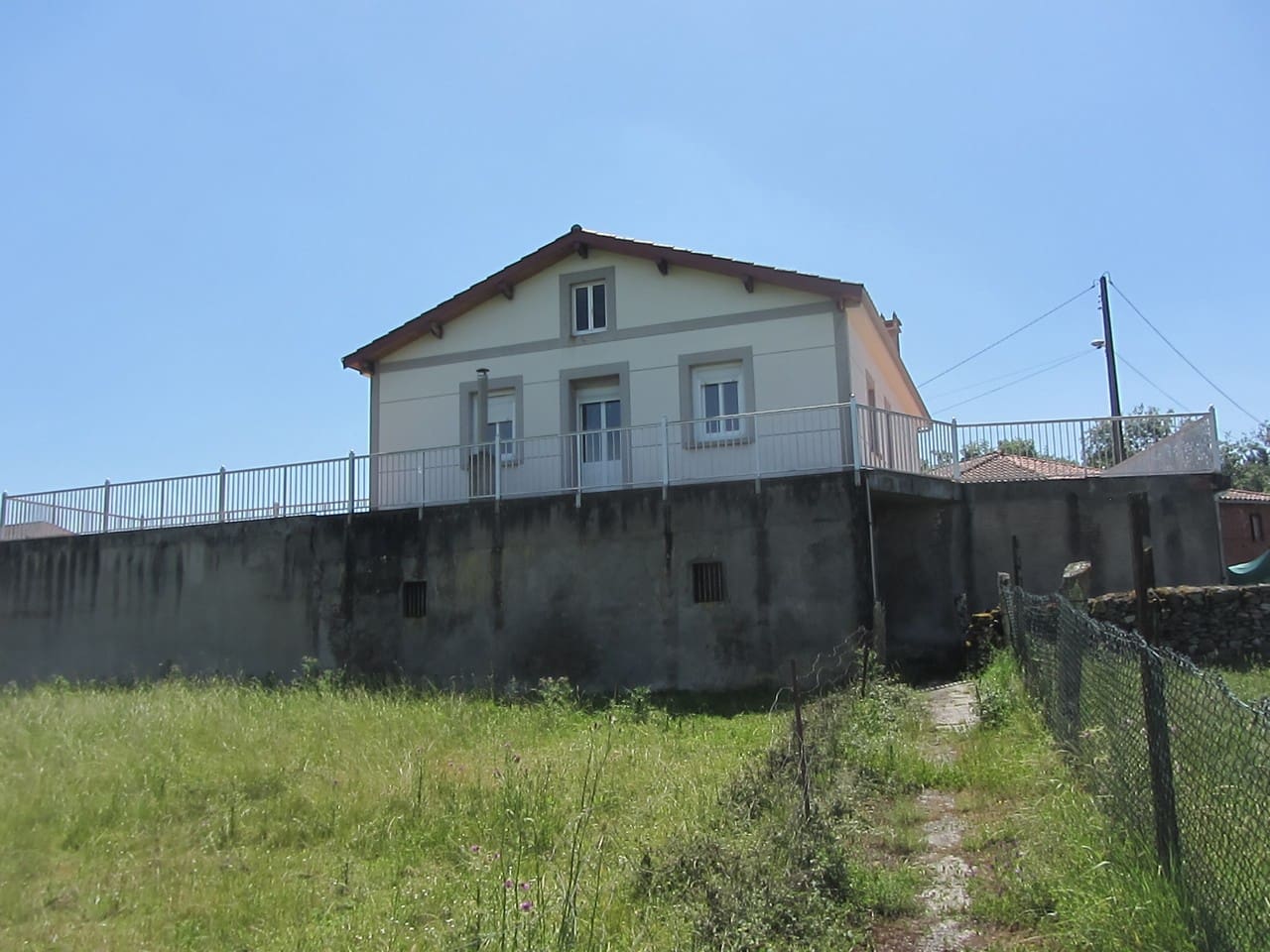 3 camera da letto Finca/Casa di Campagna in vendita in Sober con garage - 120.000 € (Rif: 9867915)