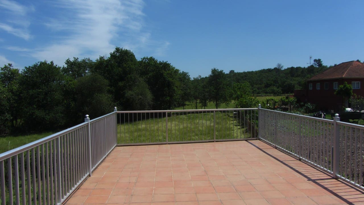 3 camera da letto Finca/Casa di Campagna in vendita in Sober con garage - 120.000 € (Rif: 9867915)
