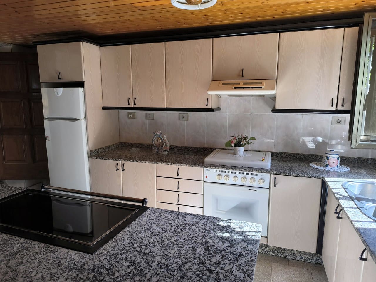 3 bedroom Finca/Country House for sale in Monterroso with garage - € 120,000 (Ref: 9898435)