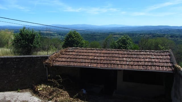 3 bedroom Finca/Country House for sale in Pantón with garage - € 180,000 (Ref: 9898436)