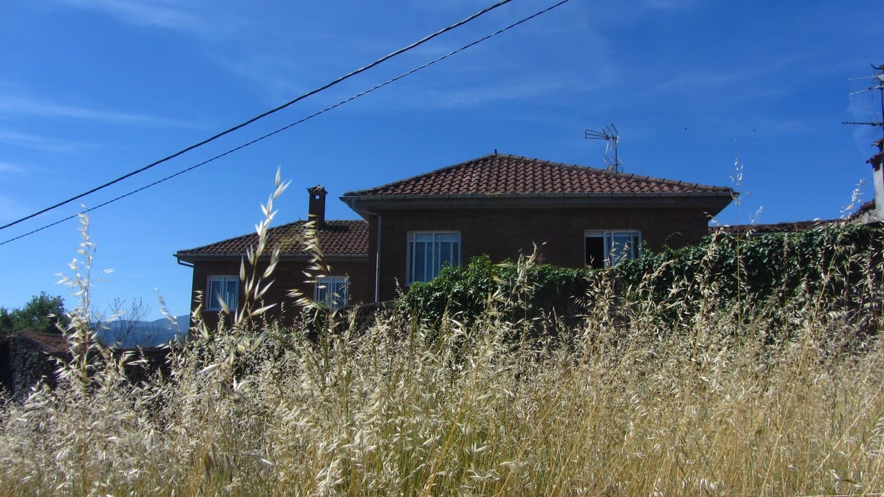 3 bedroom Finca/Country House for sale in Panton with garage - € 180,000 (Ref: 9898436)