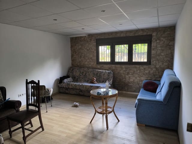 6 Zimmer Finca/Landgut zu verkaufen in Sober mit Garage - 120.000 € (Ref: 9902590)