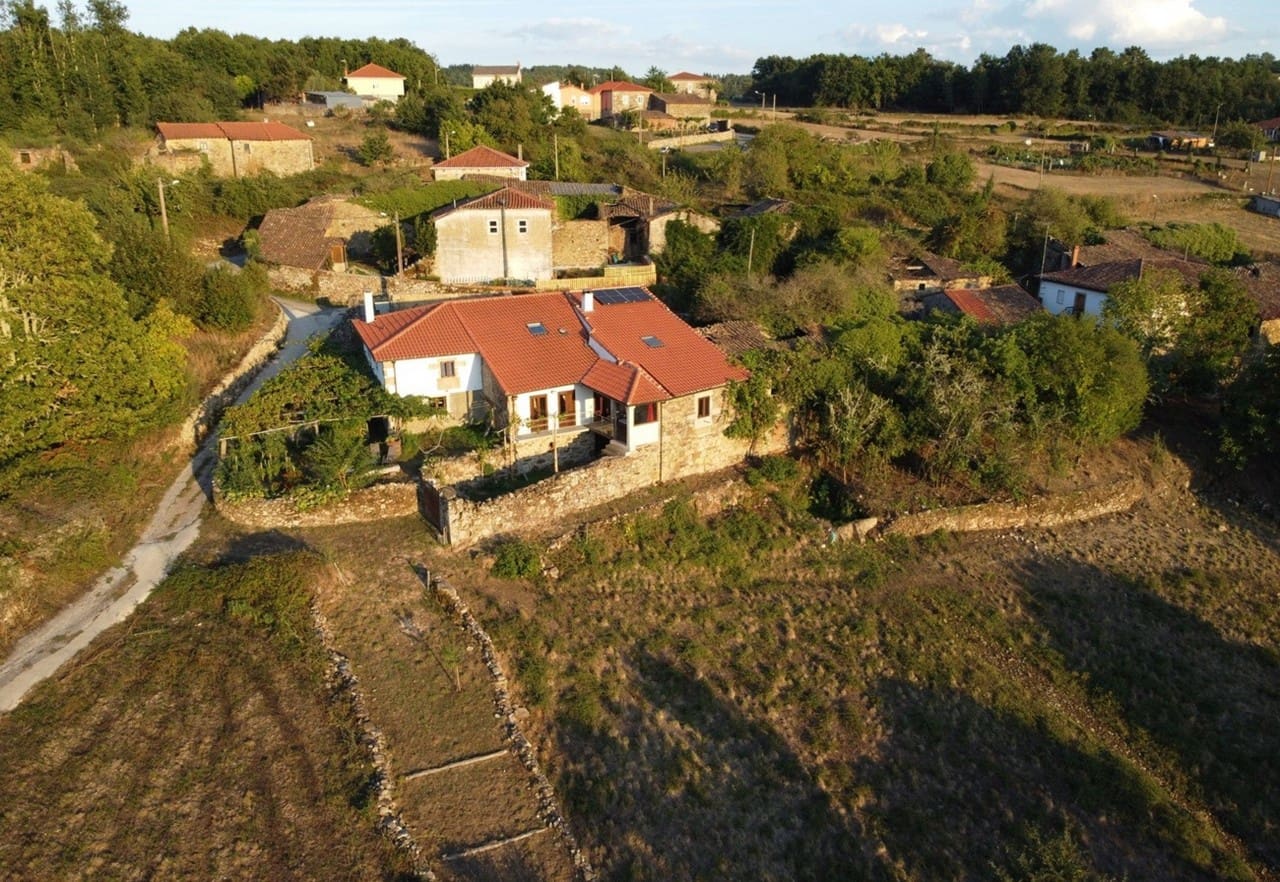 4 quarto Quinta/Casa Rural para venda em Sober com garagem - 250 000 € (Ref: 9913797)