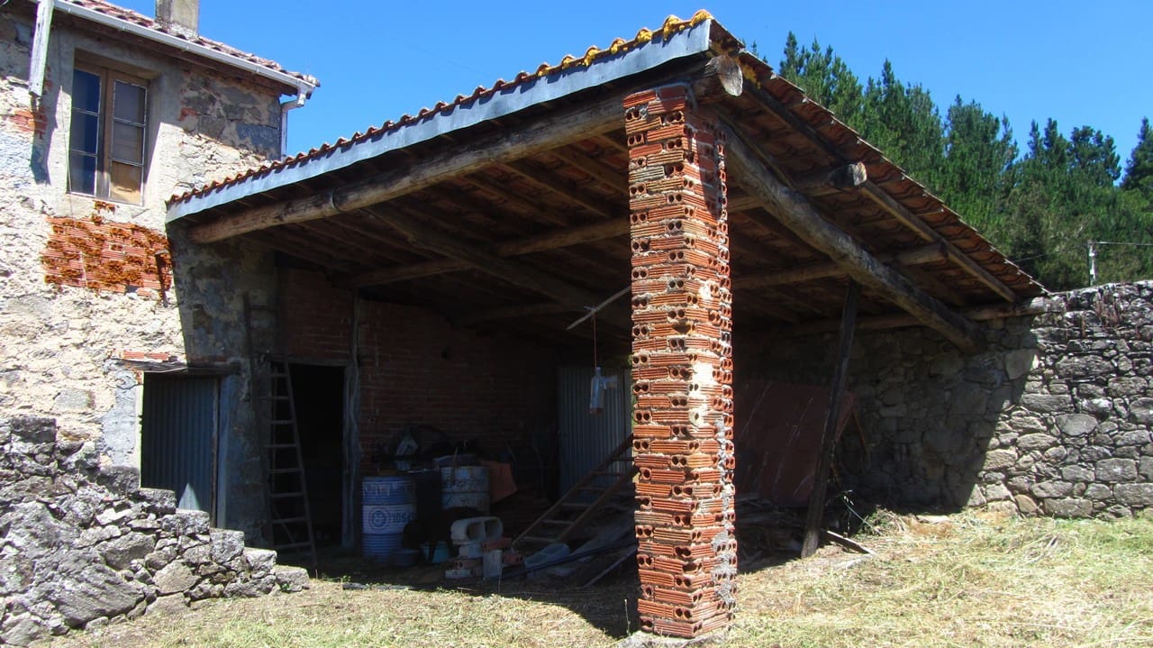 4 chambre Finca/Maison de Campagne à vendre à Monforte de Lemos avec garage - 110 000 € (Ref: 9948877)