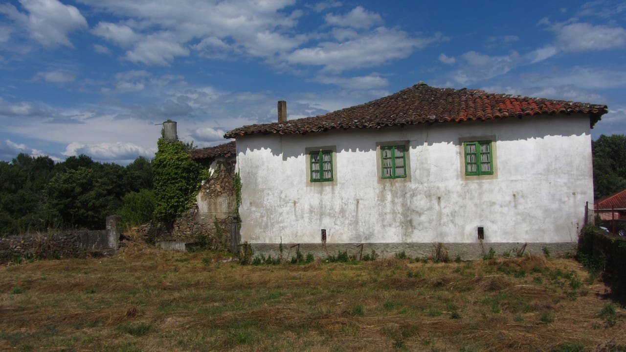 2 soverom Finca/Herregård til salgs i Monforte de Lemos - € 45 000 (Ref: 9964538)