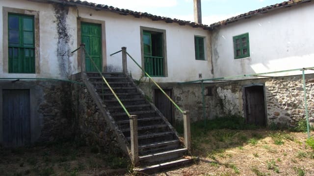 2 soverom Finca/Herregård til salgs i Monforte de Lemos - € 45 000 (Ref: 9964538)