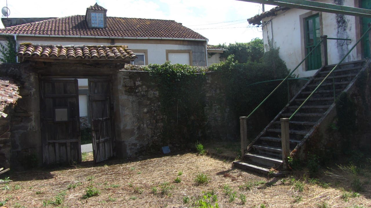 2 soverom Finca/Herregård til salgs i Monforte de Lemos - € 45 000 (Ref: 9964538)