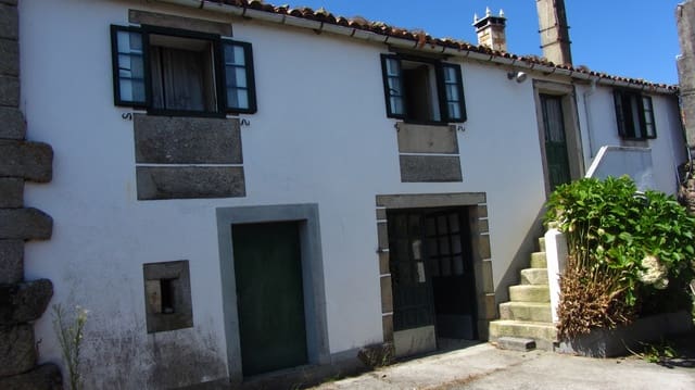 4 slaapkamer Finca/Landhuis te koop in Antas de Ulla met garage - € 76.000 (Ref: 9966814)