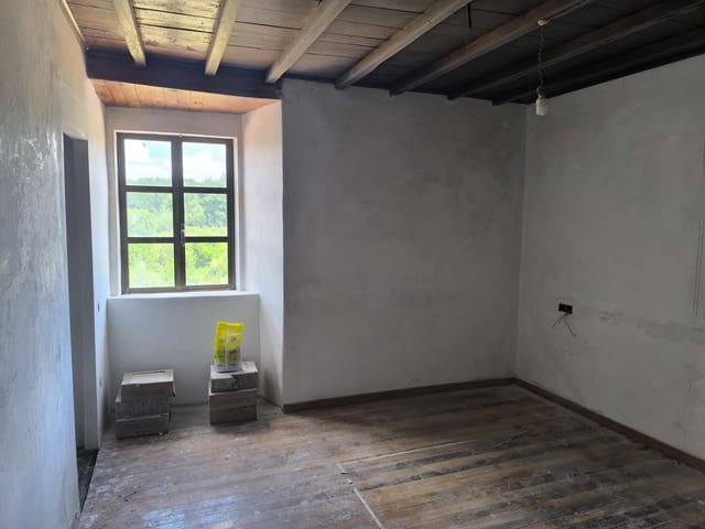 5 soverom Finca/Herregård til salgs i O Saviñao med garasje - € 70 000 (Ref: 9977840)