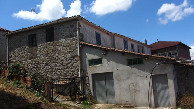 5 soverom Finca/Herregård til salgs i O Saviñao med garasje - € 70 000 (Ref: 9977840)