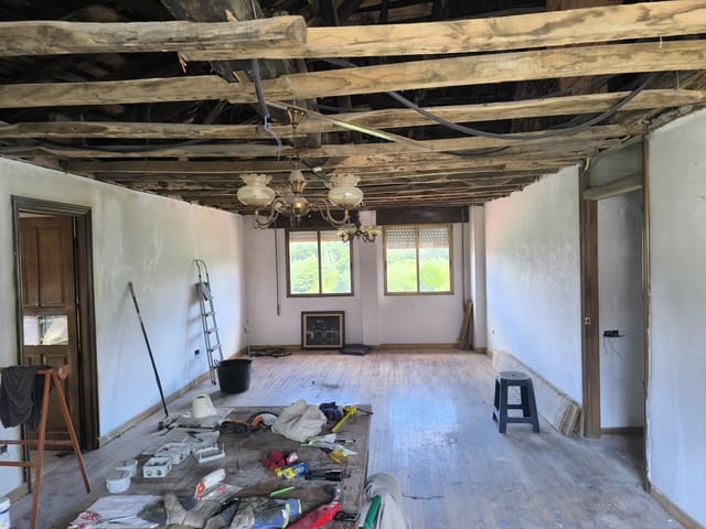 5 soverom Finca/Herregård til salgs i O Saviñao med garasje - € 70 000 (Ref: 9977840)