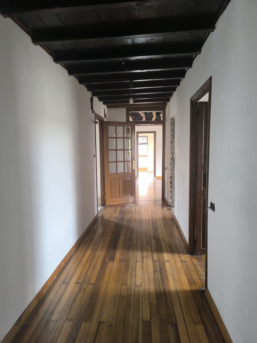 5 bedroom Finca/Country House for sale in O Savinao with garage - € 70,000 (Ref: 9977840)