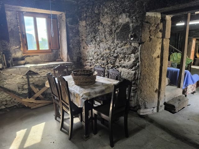 3 soveværelse Finca/Landehus til salg i Monterroso med garage - € 40.000 (Ref: 9978017)