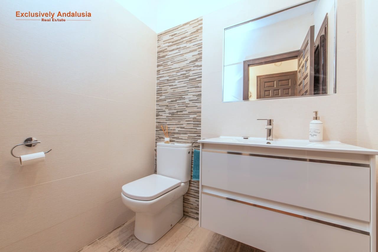 5 soverom Villa til salgs i Santa Cruz del Comercio med svømmebasseng garasje - € 599 950 (Ref: 9815053)