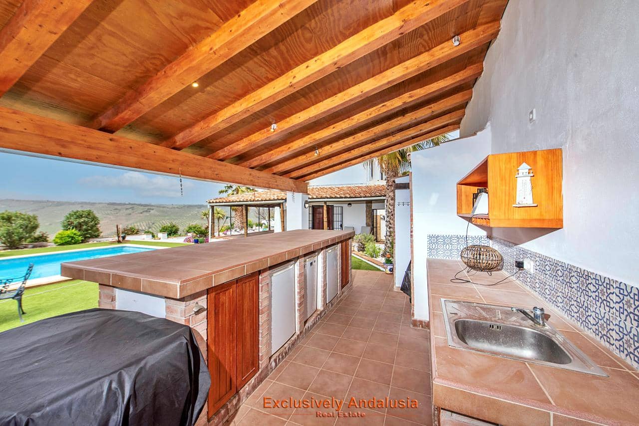 5 soverom Villa til salgs i Santa Cruz del Comercio med svømmebasseng garasje - € 599 950 (Ref: 9815053)