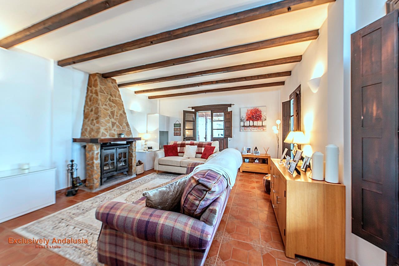 5 soverom Villa til salgs i Santa Cruz del Comercio med svømmebasseng garasje - € 599 950 (Ref: 9815053)