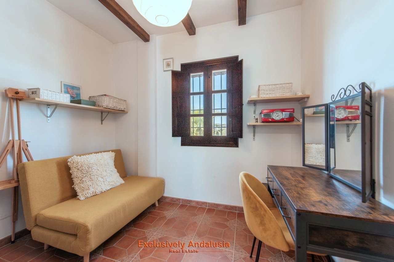 5 soverom Villa til salgs i Santa Cruz del Comercio med svømmebasseng garasje - € 599 950 (Ref: 9815053)