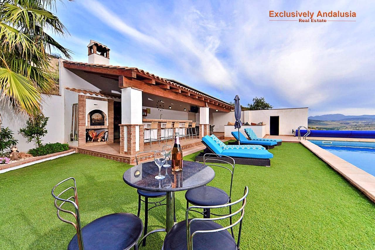 5 soverom Villa til salgs i Santa Cruz del Comercio med svømmebasseng garasje - € 599 950 (Ref: 9815053)