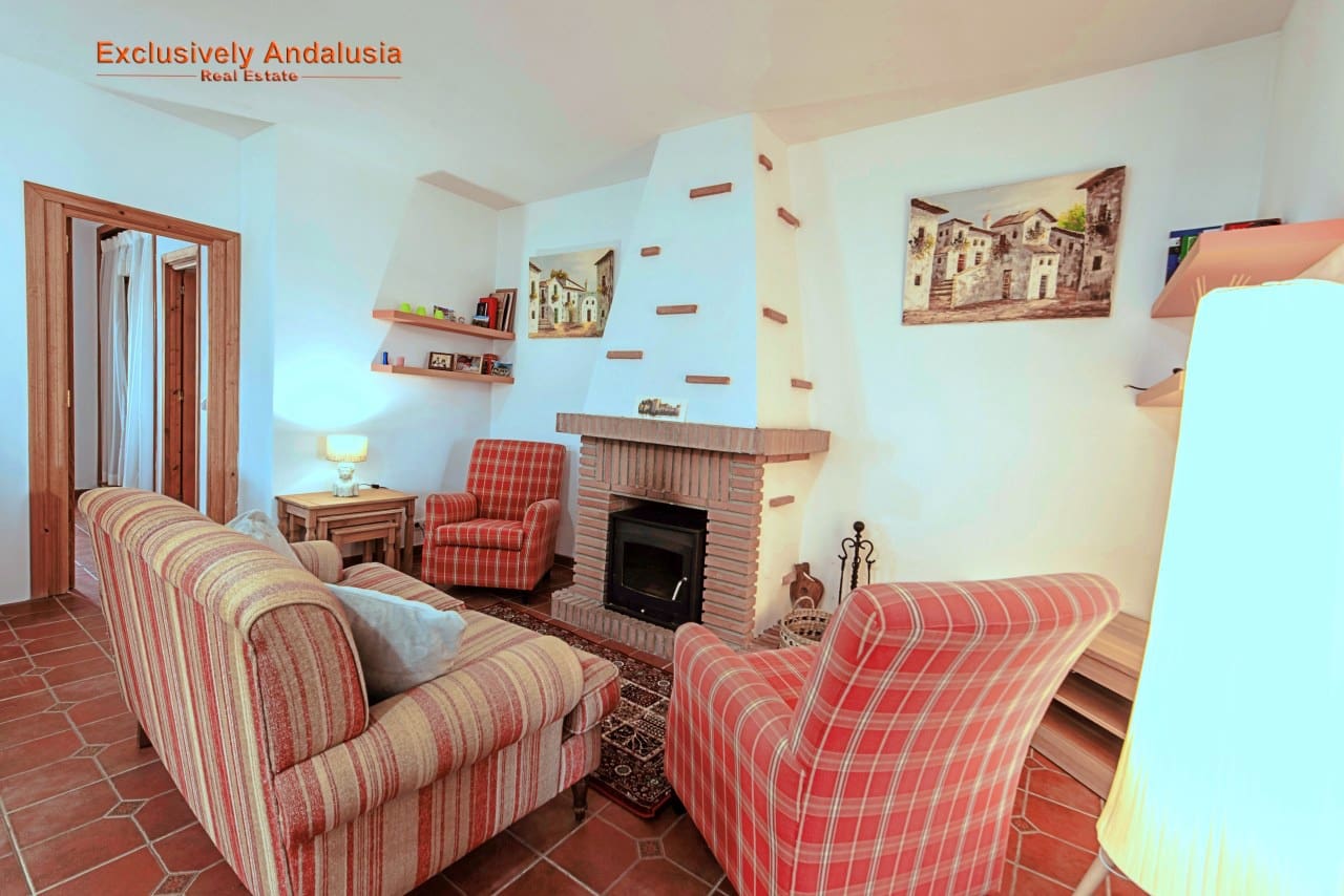 5 soverom Villa til salgs i Santa Cruz del Comercio med svømmebasseng garasje - € 599 950 (Ref: 9815053)