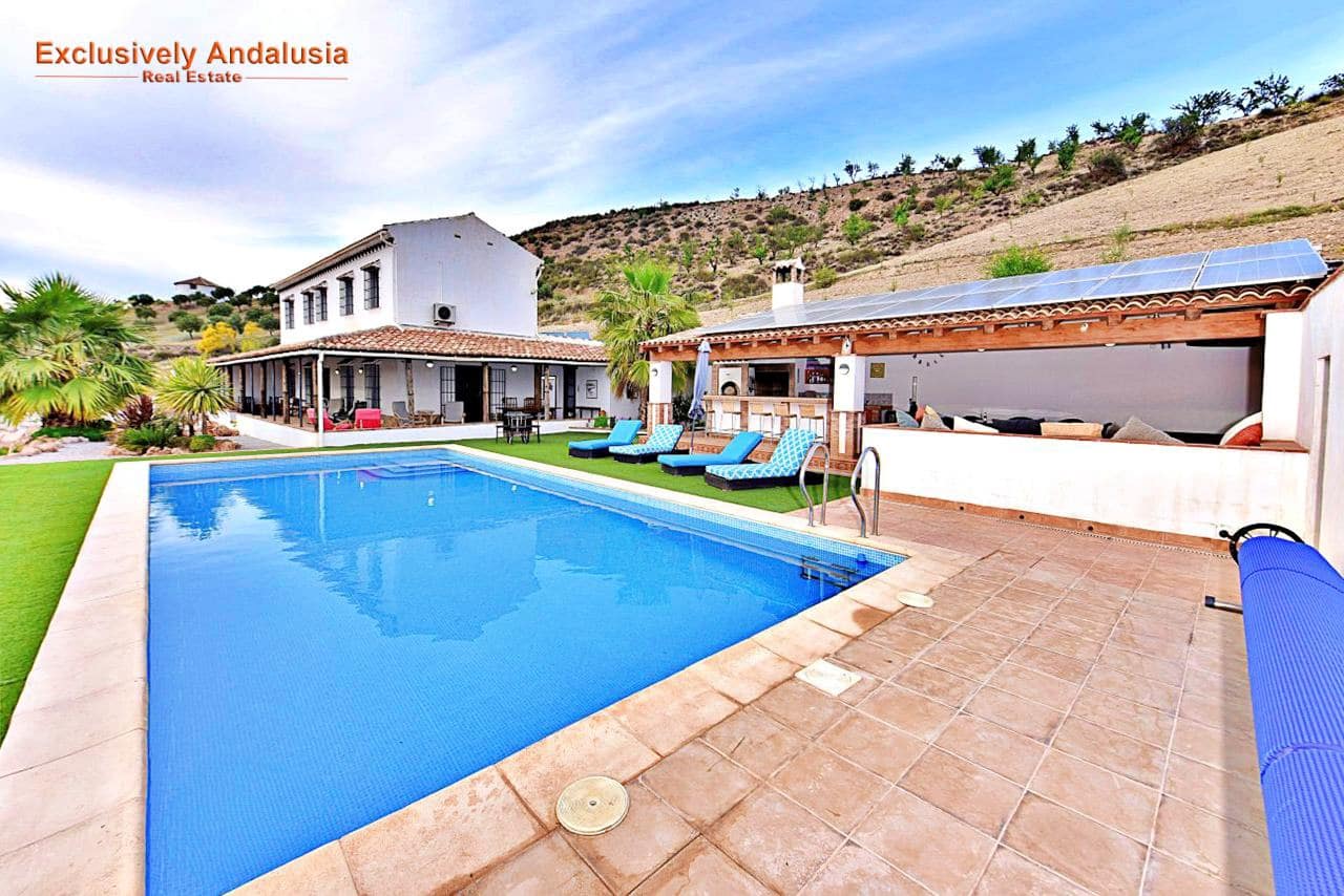 5 soverom Villa til salgs i Santa Cruz del Comercio med svømmebasseng garasje - € 599 950 (Ref: 9815053)