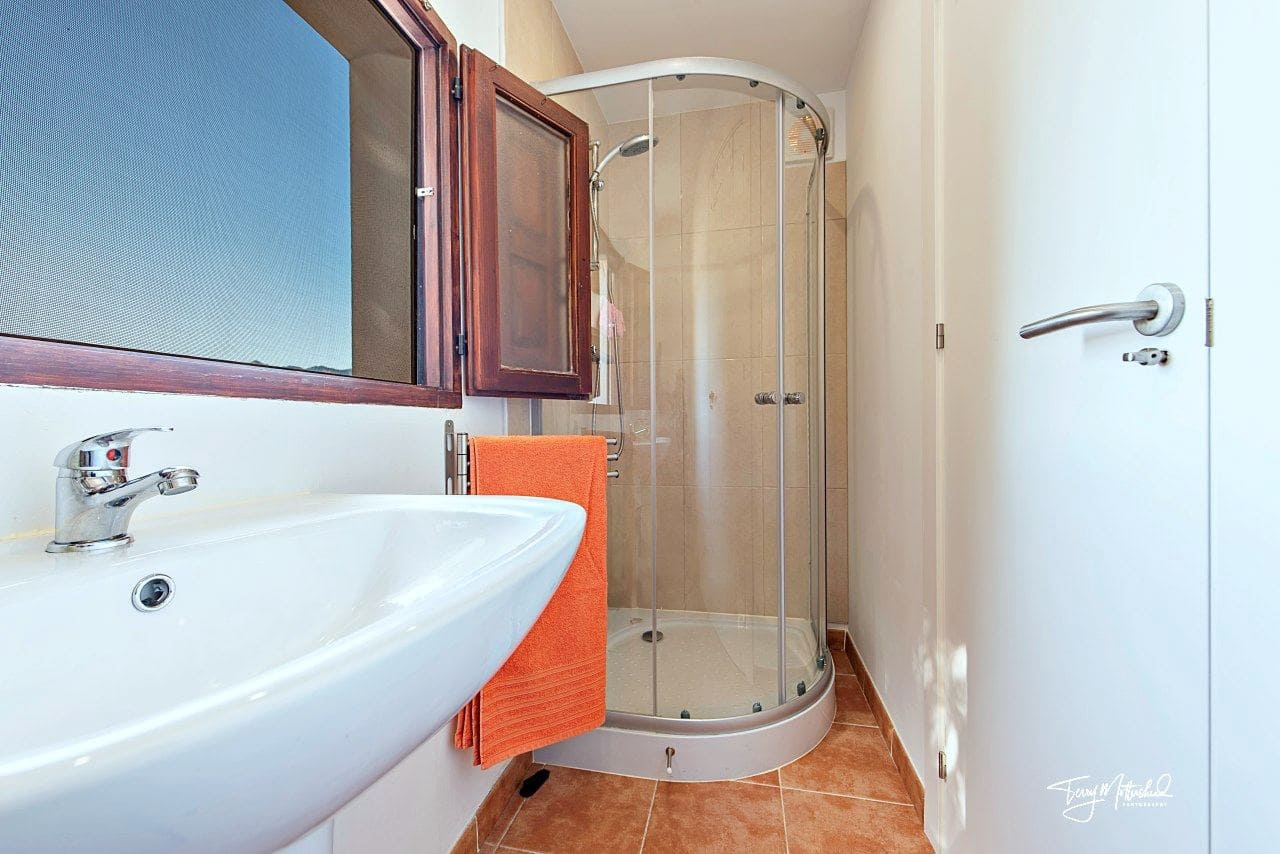 4 soverom Finca/Herregård til salgs i Velez de Benaudalla med garasje - € 295 000 (Ref: 9815075)