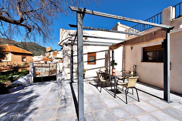 4 soverom Finca/Herregård til salgs i Vélez de Benaudalla med garasje - € 295 000 (Ref: 9815075)