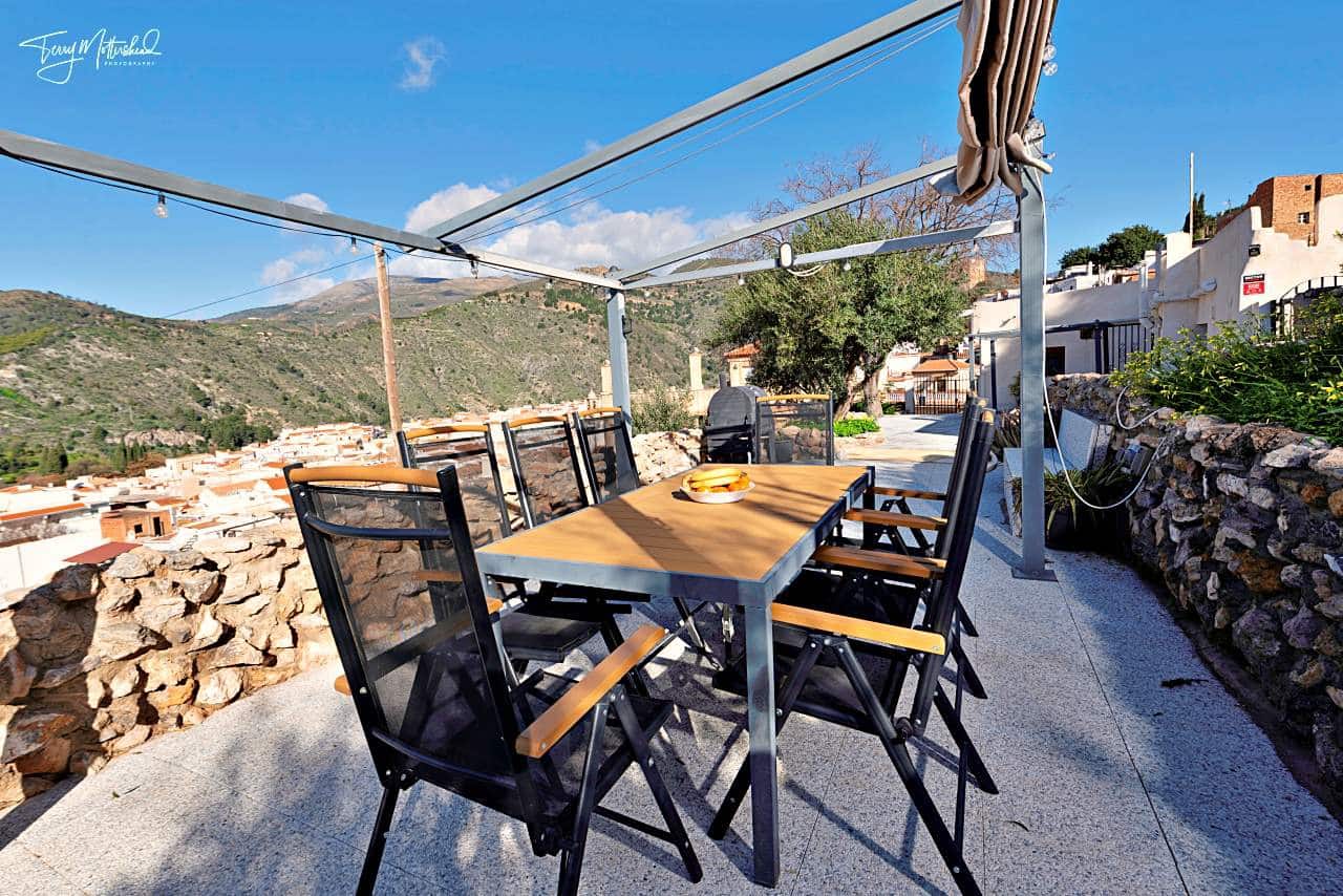 4 soverom Finca/Herregård til salgs i Velez de Benaudalla med garasje - € 295 000 (Ref: 9815075)