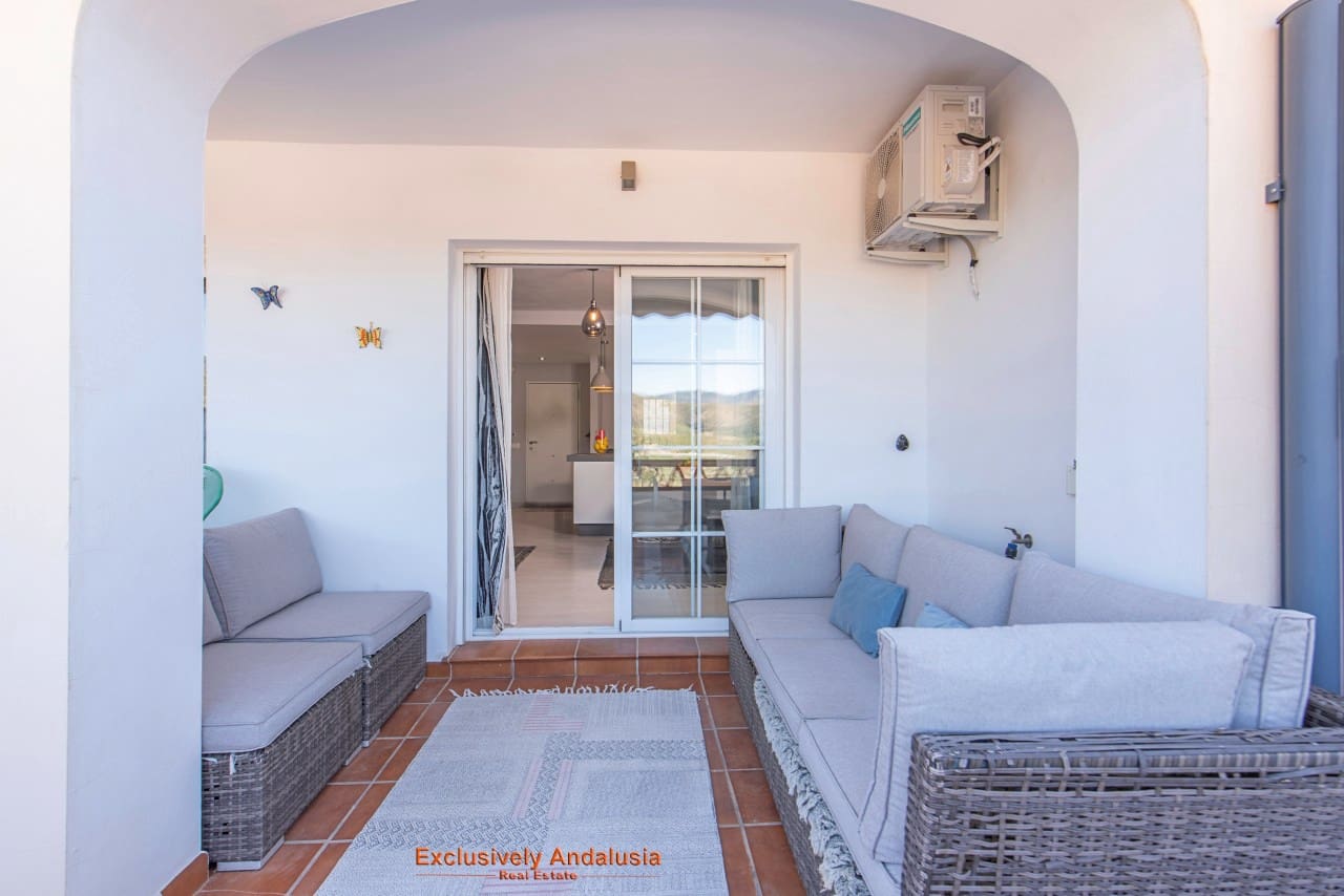 3 bedroom Townhouse for sale in Velez de Benaudalla with garage - € 229,000 (Ref: 9815076)