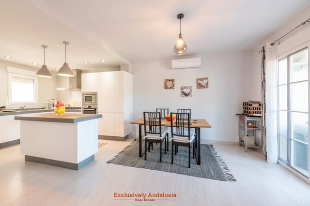 3 camera da letto Casa in vendita in Vélez de Benaudalla con garage - 229.000 € (Rif: 9815076)