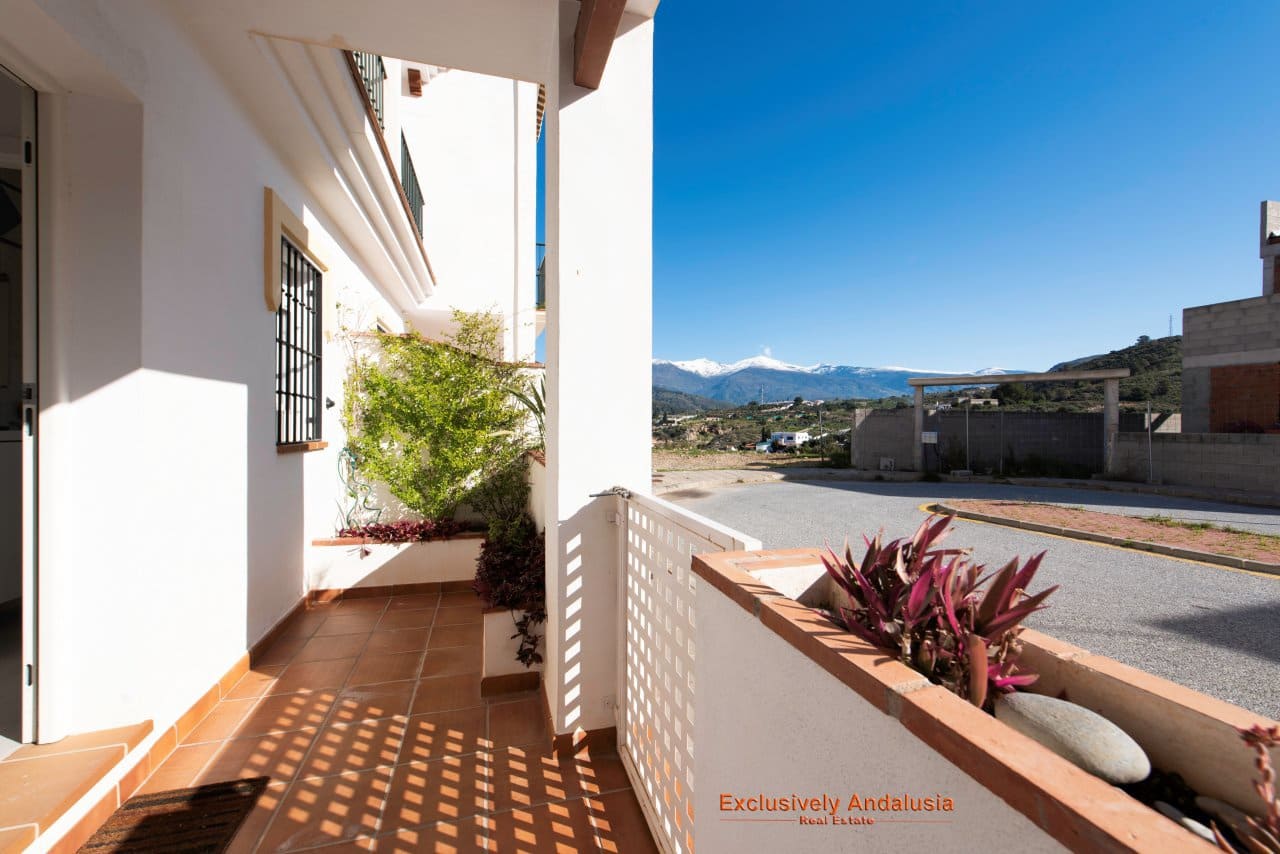 3 bedroom Townhouse for sale in Velez de Benaudalla with garage - € 229,000 (Ref: 9815076)